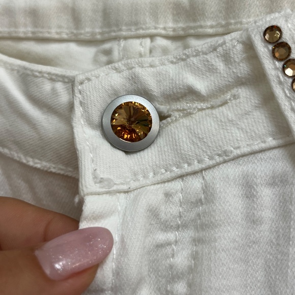 White Rhinestone Embellished Distressed Jeans – Size S - Picture 7 of 16